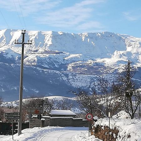 Complesso Turistico Aurora - Appartamenti Poggio Picenze Eksteriør billede